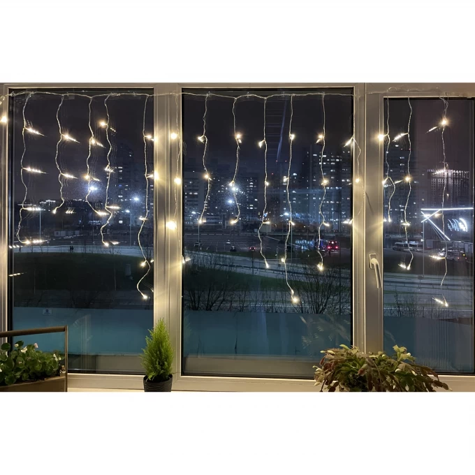 Гирлянда ЭРА ENOB-2B LED БАХРОМА 2м*1м теплый свет 24V IP44 B0041907 Гирлянда ЭРА ENOB-2B LED БАХРОМА 2м*1м теплый свет 24V IP44 B0041907